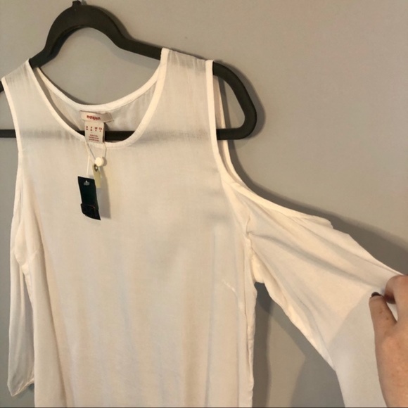 NWT Manguun Cold Should White Blouse - Picture 4 of 10